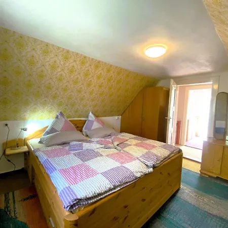 Uriges Haeuschen In Weissenburg Сasa de vacaciones Ellingen